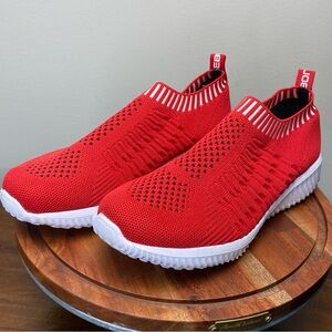 Tiosebon Red Knit Walking Athletic Shoe, size 8 Euro 38.5